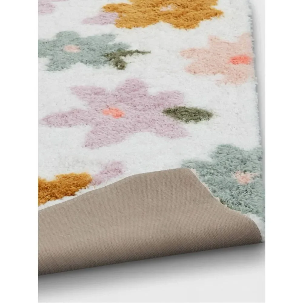 Pillowfort 60’s Vibe Kid’s Floral Shag Accent Rug (48”x 66”)